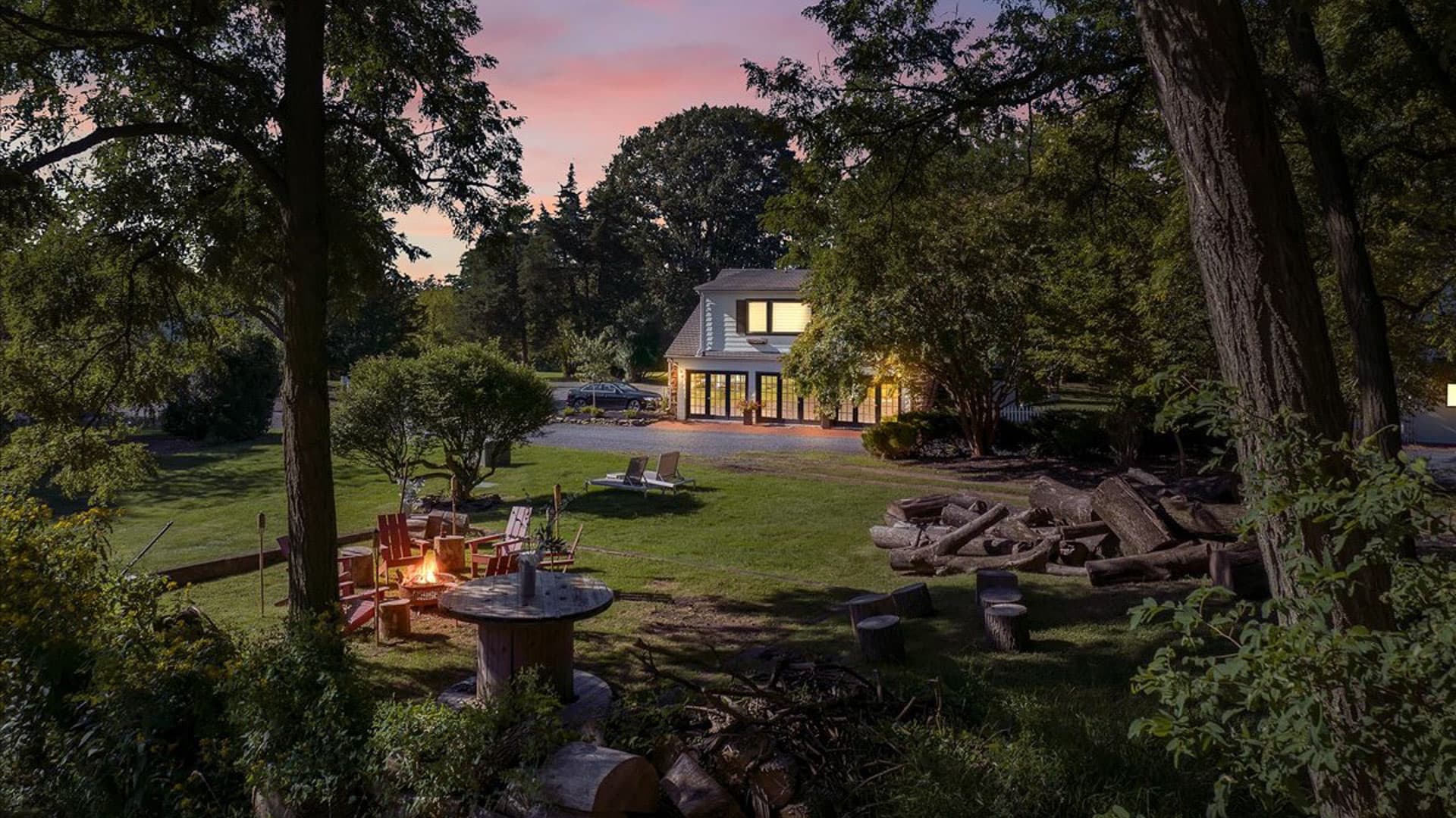 Chimney Hill Estate Inn - 7